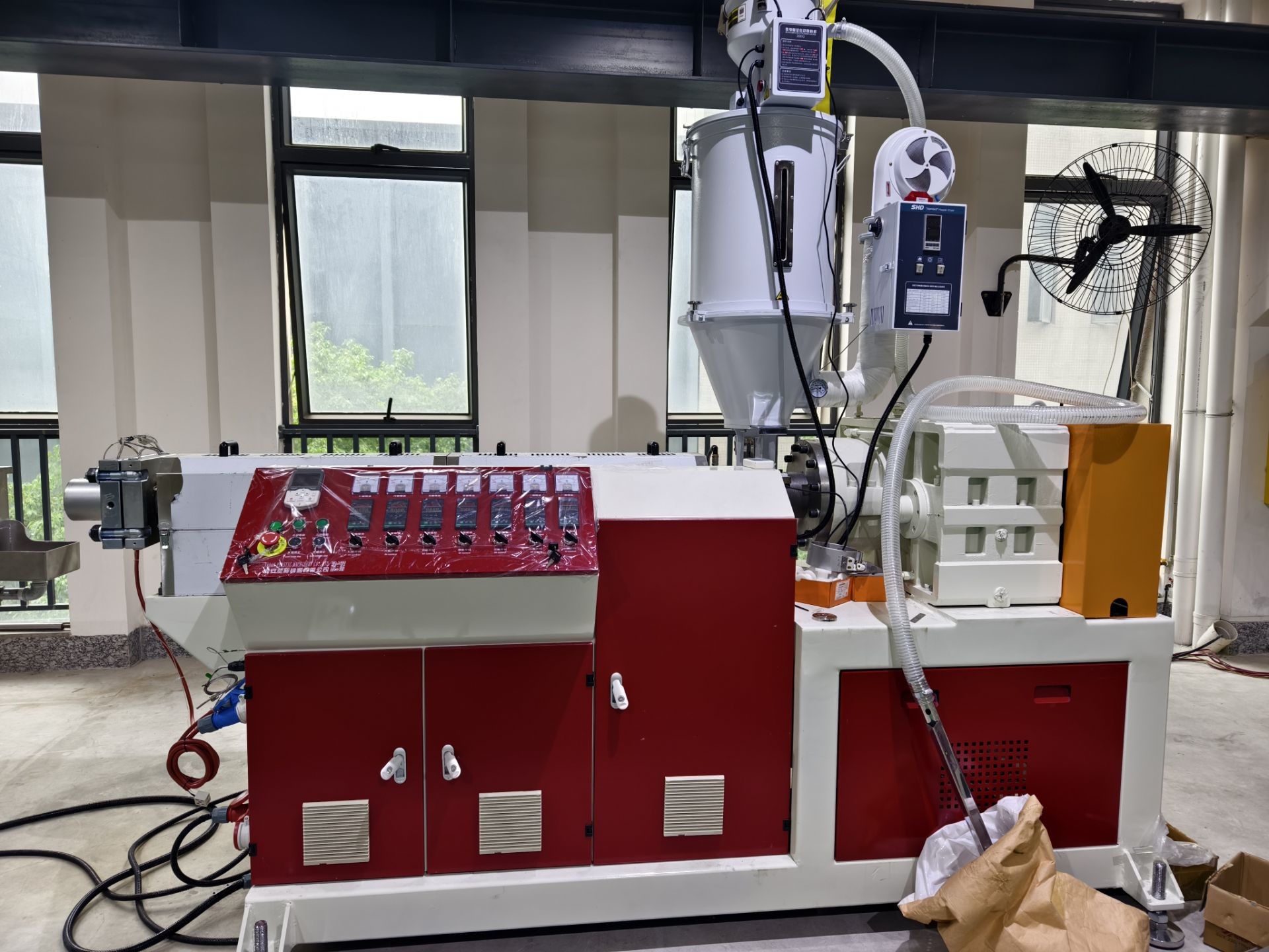AF-65 TPU Solid Sticks Bar & Tubes Extrusion Production Line For LED Light Guide Strips