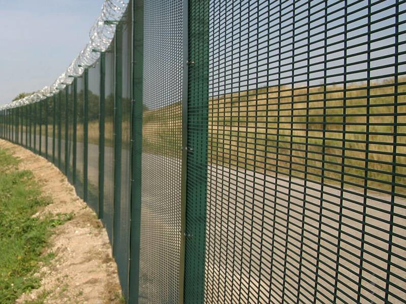 80 × 80mm 358 High Security Fence Hot Dipped Galvanized Wire + Pvc Painted Rigid