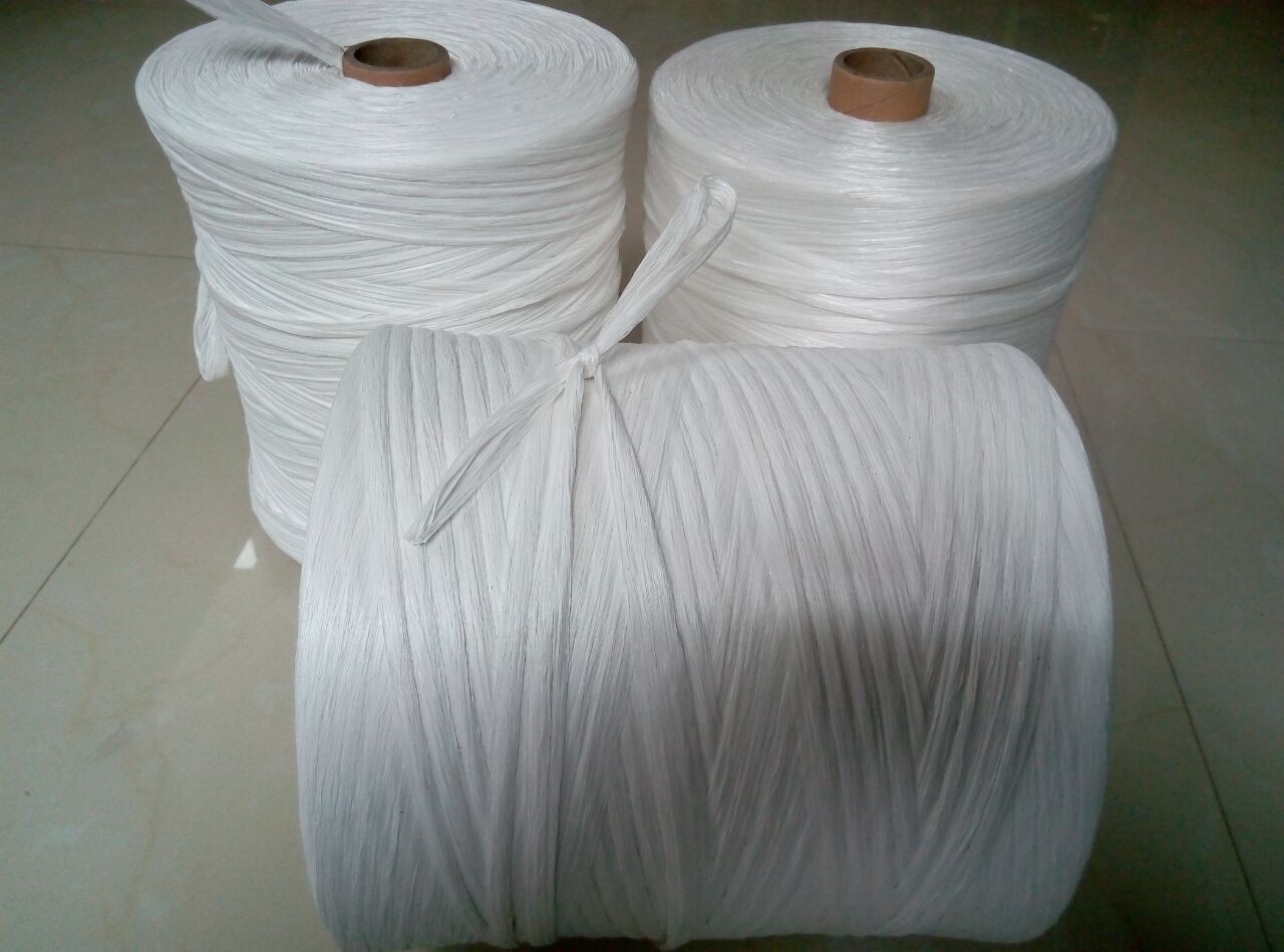 Milky white Cable Polypropylene Filler Yarn Dia 5mm 8.9g/M