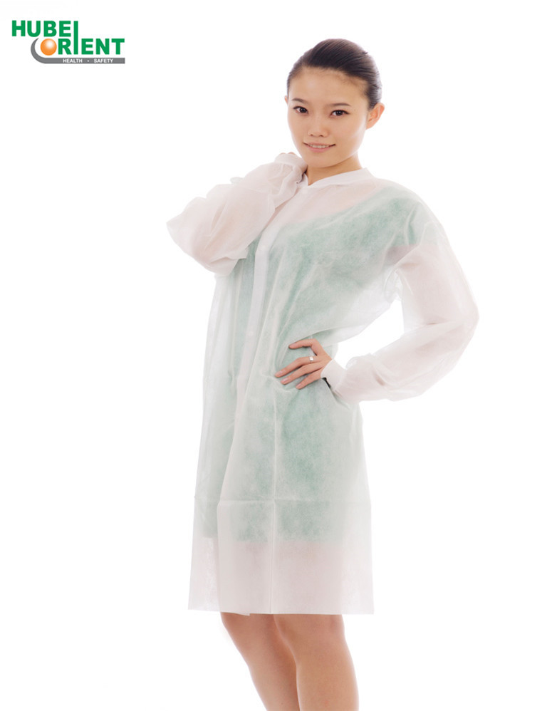 Comfortable Unicolor Disposable Use Lab Coat Non-Toxic For Hospital And Protect Body