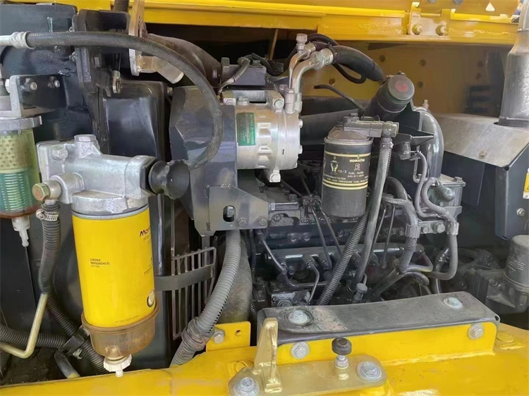 Original 7 Ton Mini Used Komatsu PC70-8 Excavator in Shanghai with 435 Working Hours
