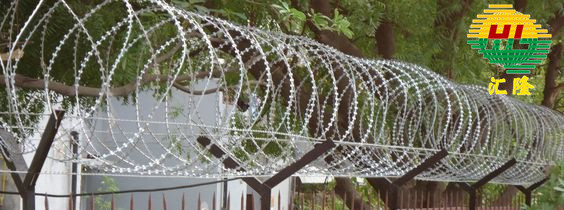 High Quality Galvanized Concertina Barbed Wire With Secure Fence
