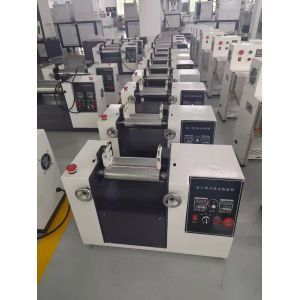 Overload Protection Rubber Mixing Machine with 750x380x600mm Specification and