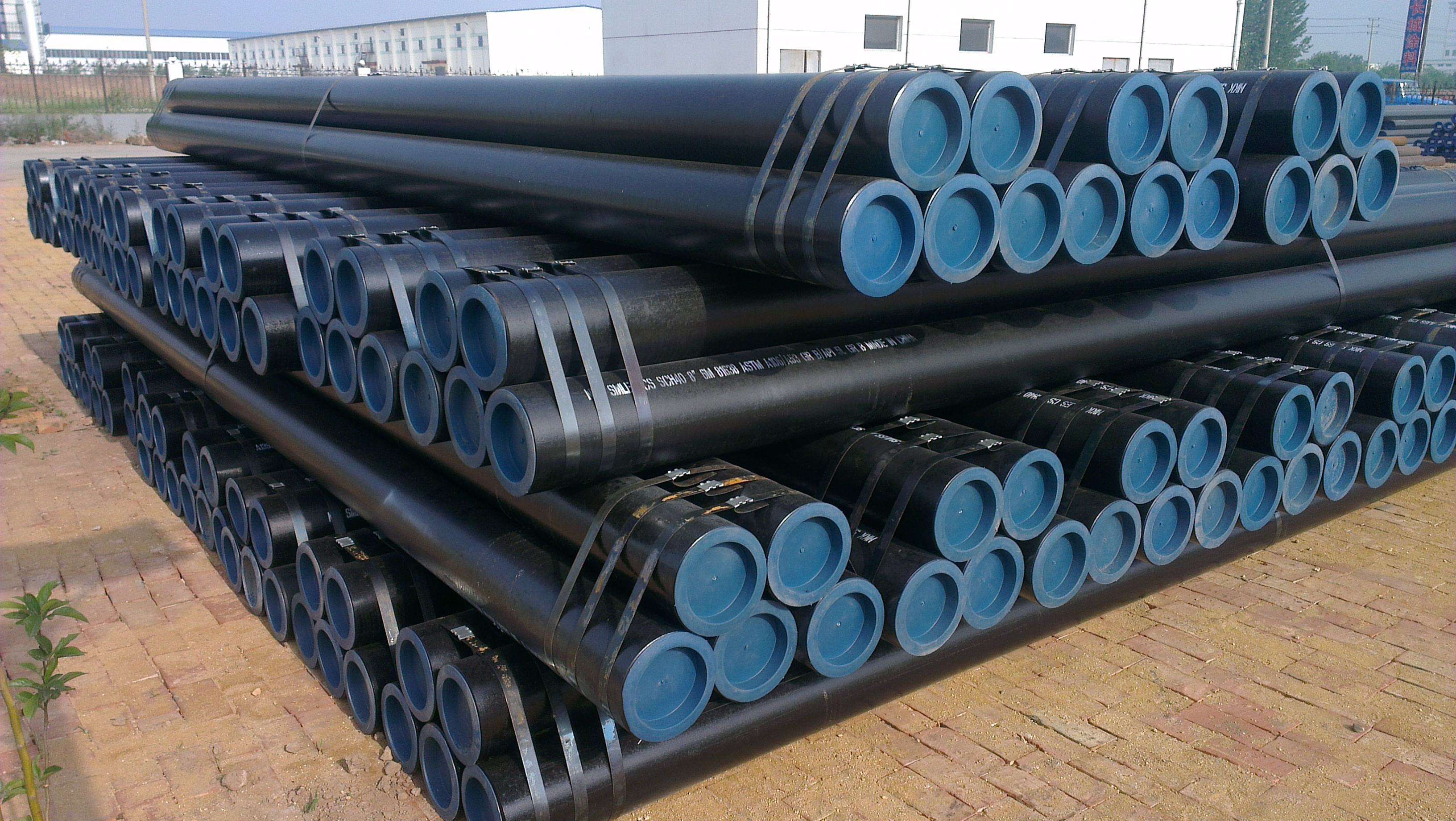 304 Stainless Steel Carbon Steel Pipes AiSi Polished Abrasion Resistant