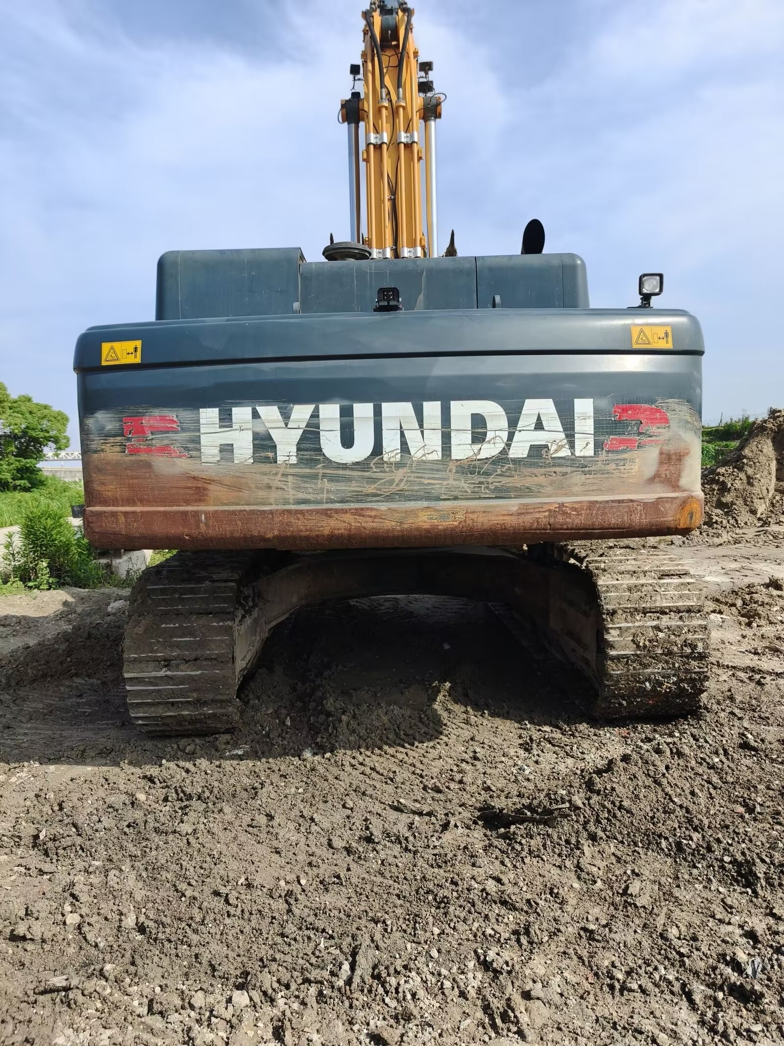 Used Hyudai 520Lc Excavator Ready To Dig In All Conditions