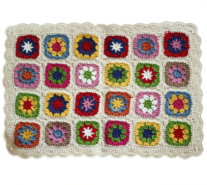 Create a Cozy Atmosphere with this Multifunctional Hand-woven Crochet Woolen Blanket