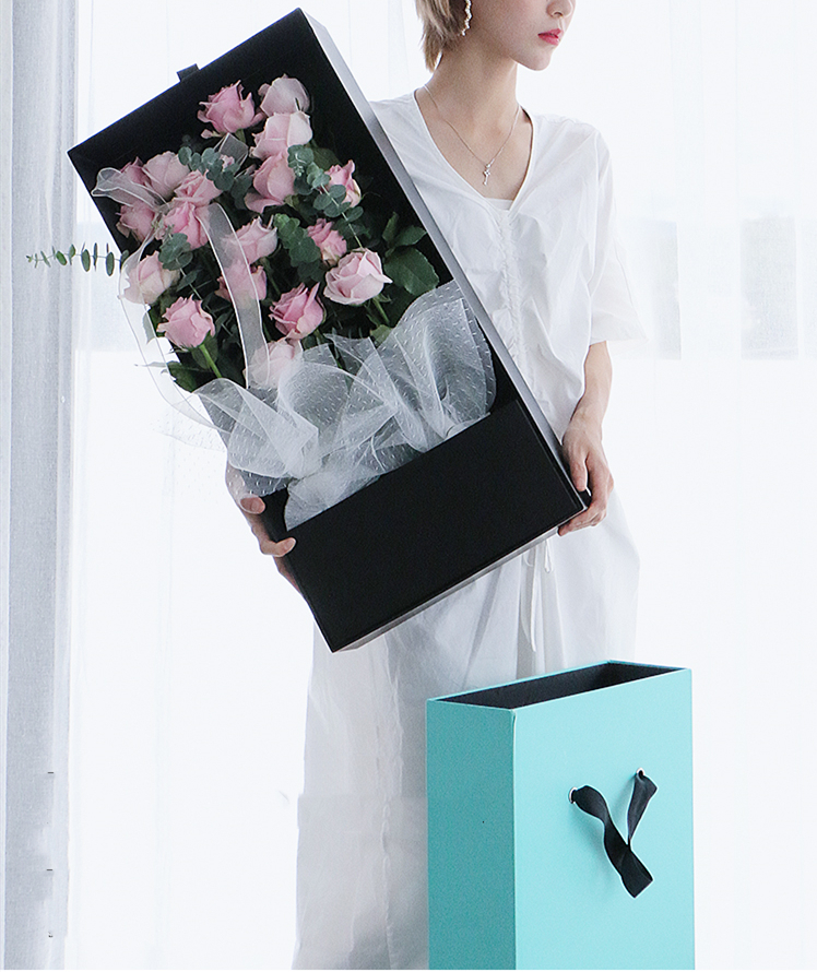 Huge Rectangular Display Ribbon Handle Cardboard Paper Rose Packaging for Customized Industrial Florist