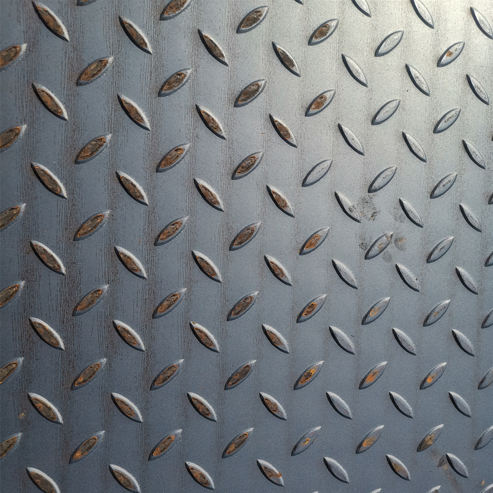 ASTM A36 Chequered Plate Q235B ST37.2 Carbon Steel Checkered Plate