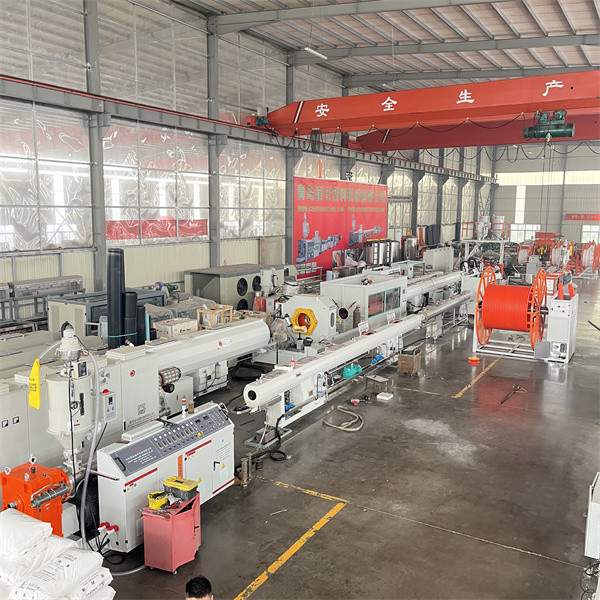 16-200mm PPH/PVDF Chemical Pipe Production Line with 50kw Heating Power