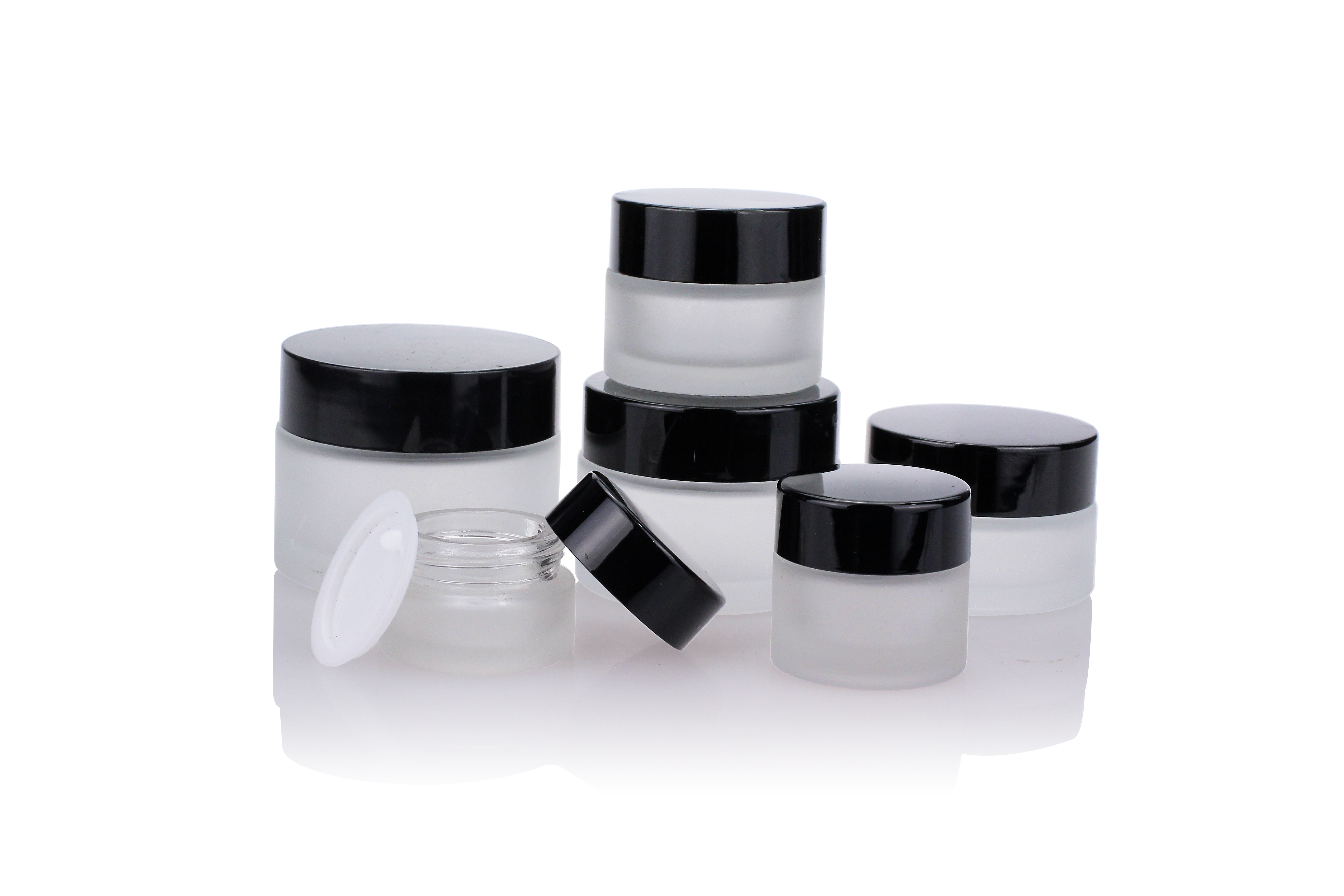 Round 10g 20g 30g Cream Glass Jars Frosted With Black Plastic Cap