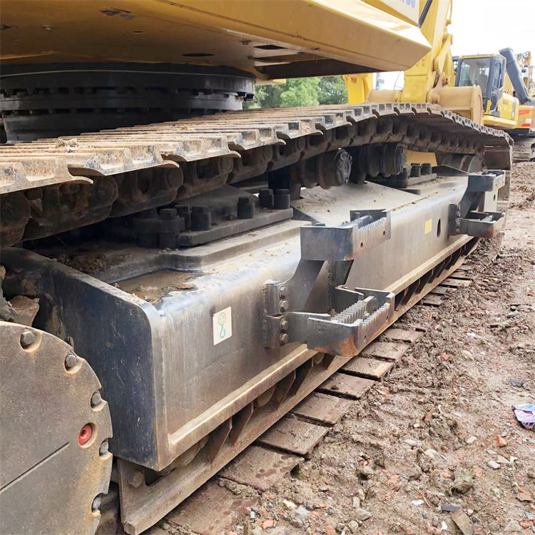 Shanghai Large Mining 45 Ton Used Komatsu 450-7 Excavator in Original Good Condition