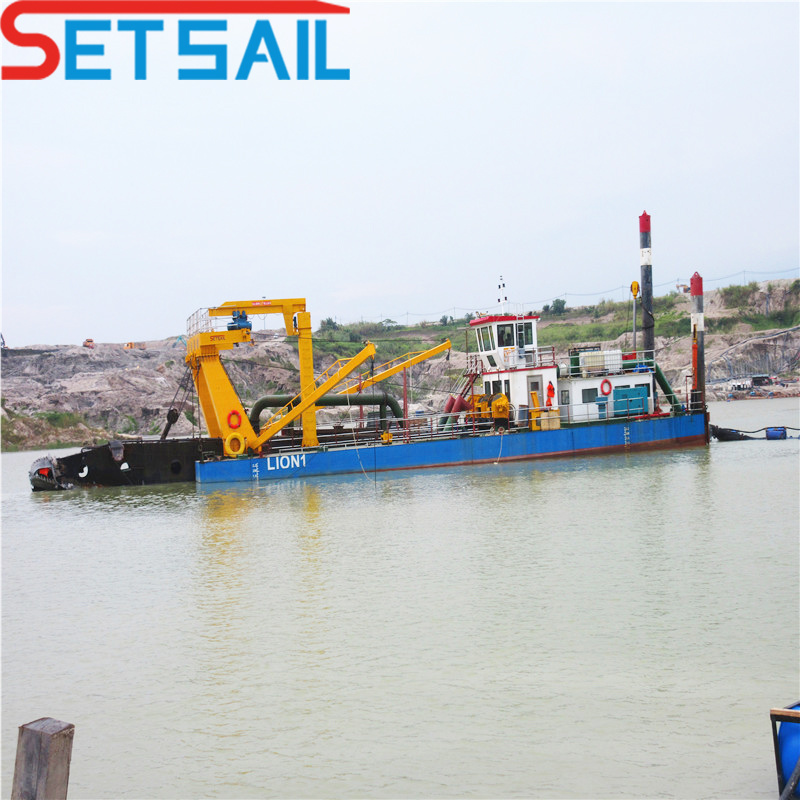 Direct Manufacturer 20 Inch Cutter Suction Dredger with Hydraulic Pump