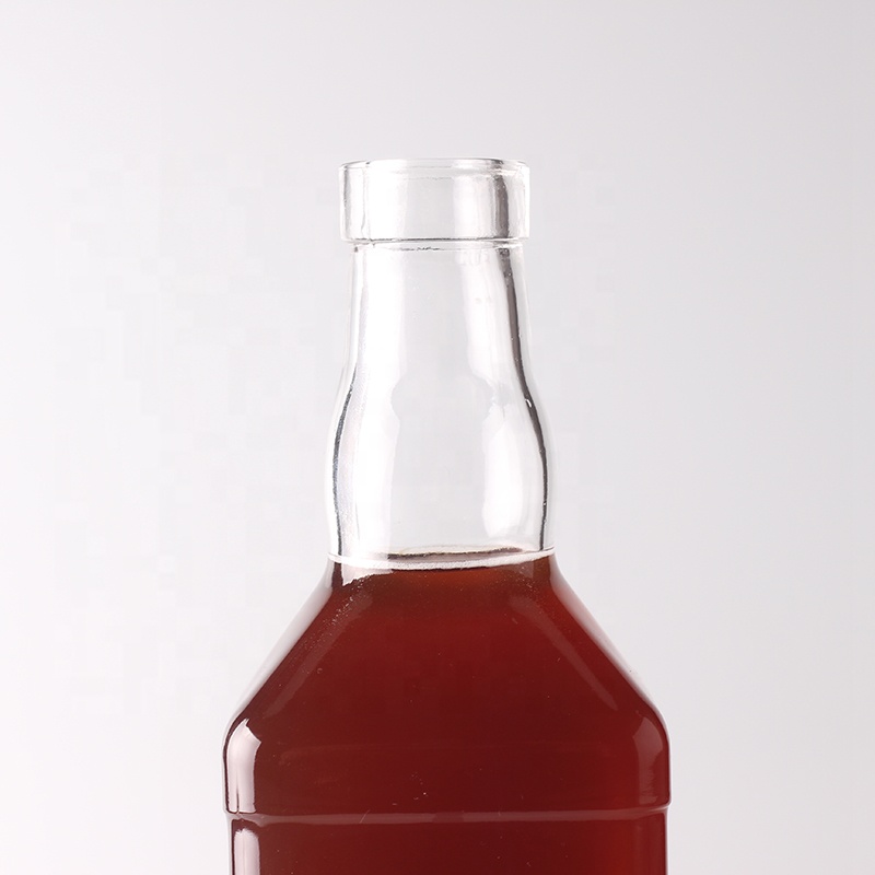 Collar Material Glass 500ml 700ml Embossed Transparent Bottle for Whisky Rum Gin Brandy