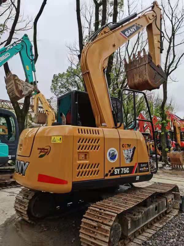 Yellow Sany SY75C Mini Crawler Excavator 3ton Isuzu Engine 0.16-0.38m Bucket Capacity