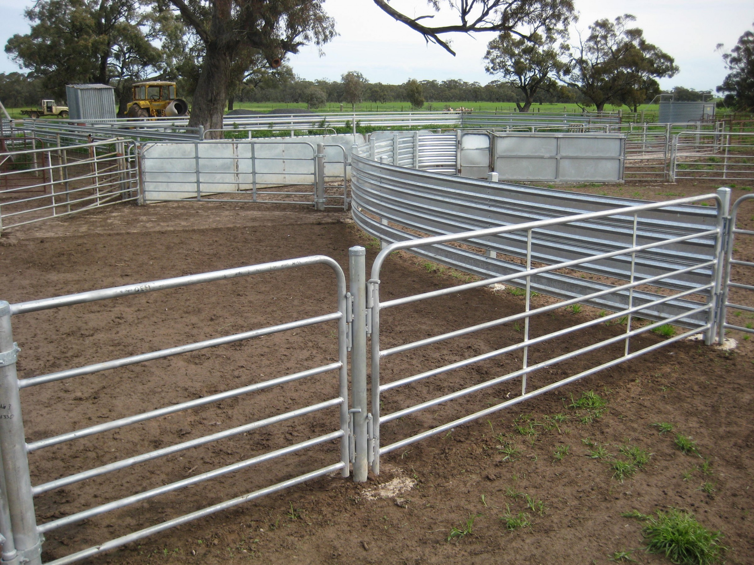 Cattle 1.12m Height Weld Mesh Sheep Panels Silver Spray Paint