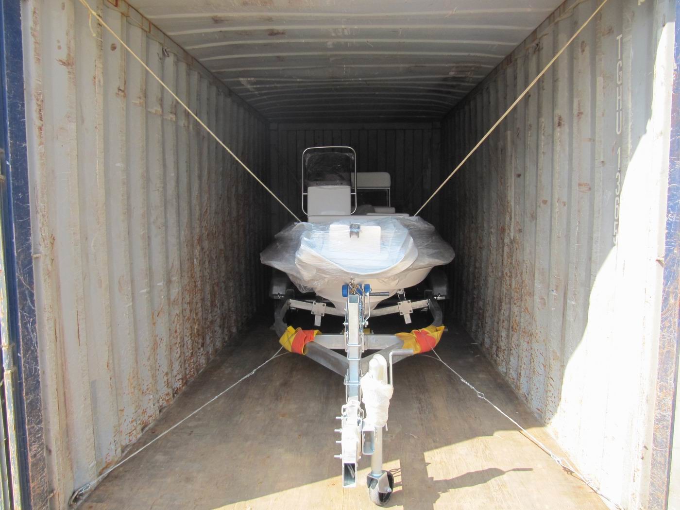 Adhesive Structure Inflatable Fishing Boats Multi Function 540cm For Water Sightseeing
