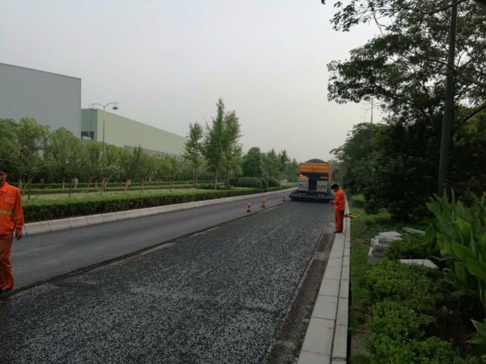 High quality Distributor Fiber Asphalt and Aggregates Fiber Chip Sealer