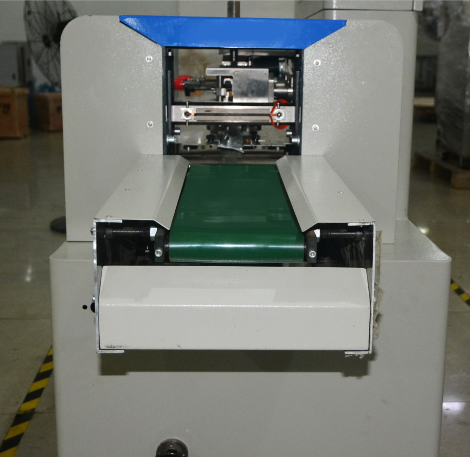 Disposable Mask Pillow Type Packing Machine Chopsticks Horizontal Flow Wrap Machine