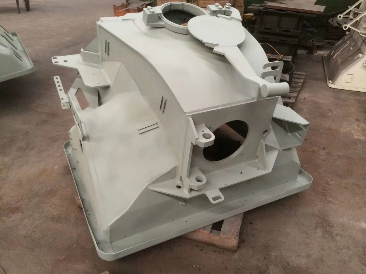 Concrete pump truck wear-resistant hopper price, suitable for Sany/Zoomlion/Putzmeister pump truck