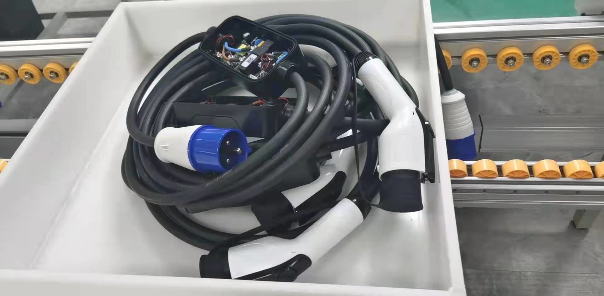 16a 32a Home Charging Station Electric Vehicle Portable With CE