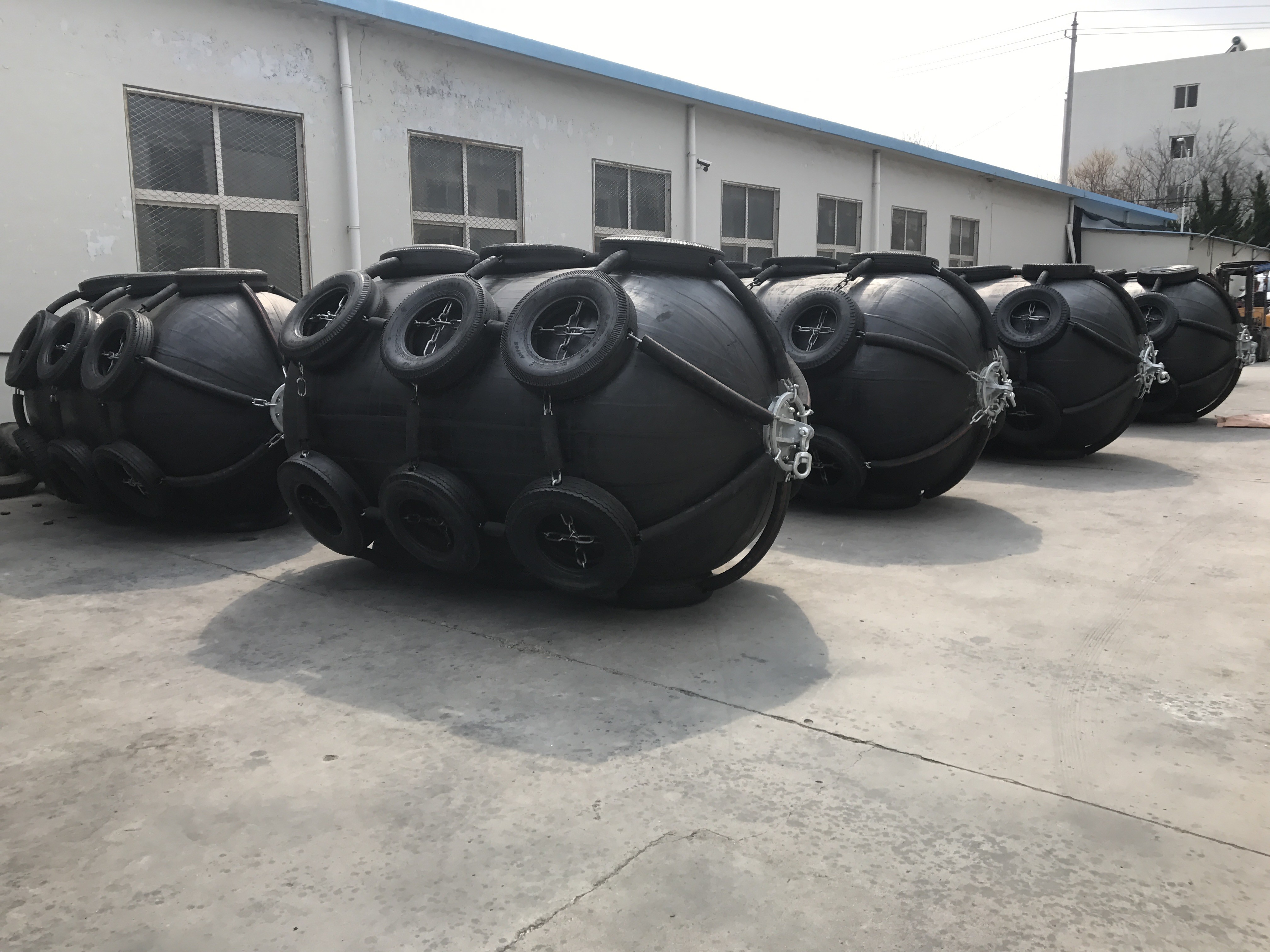 24 Monthes Guarantee Yokohama Rubber Fender for High Pressure and 80kPa Pressure