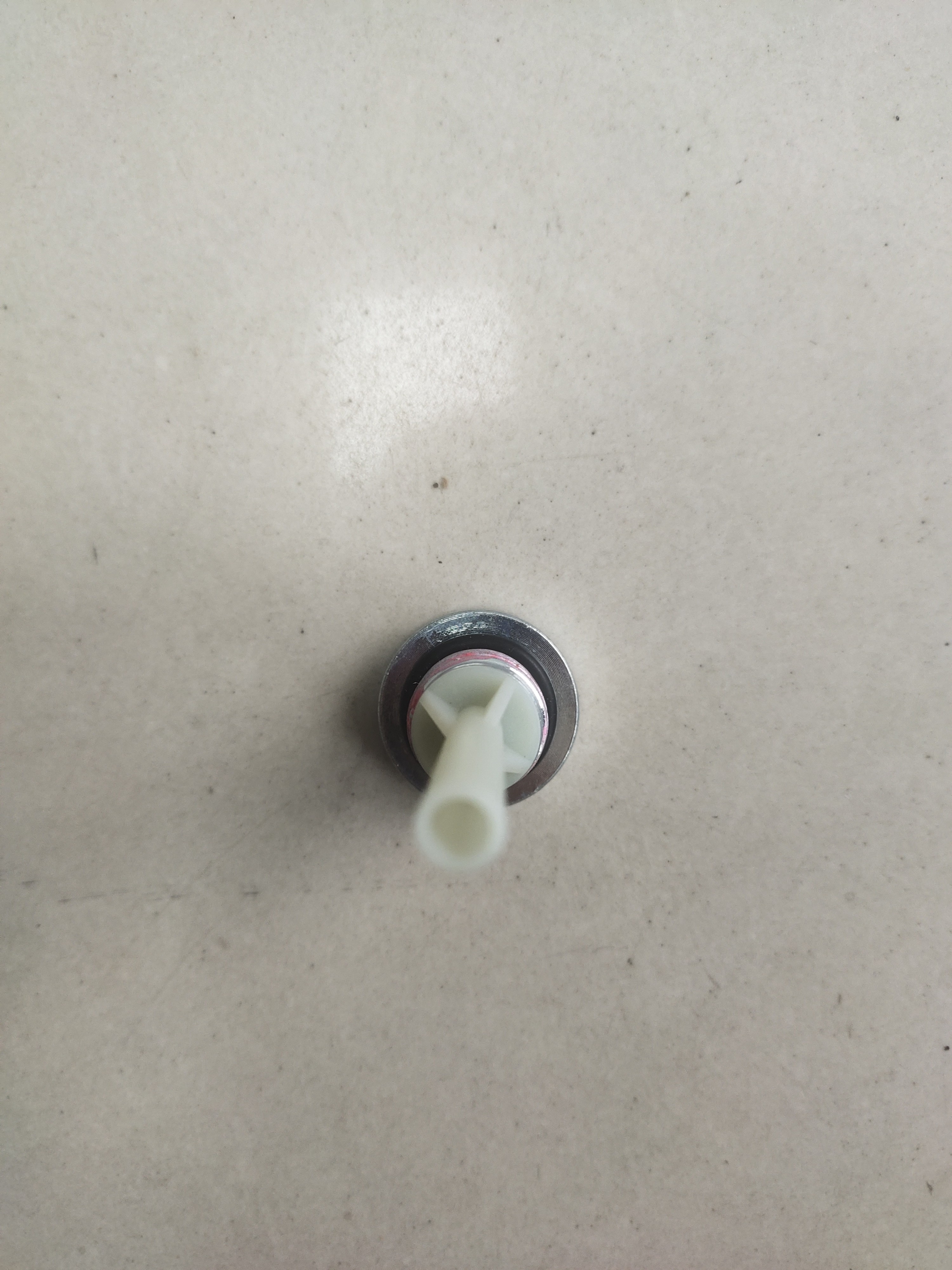 OE 30713218 Automobile Transmission Oil Level Overflow Channel Drain Screw For Volvo