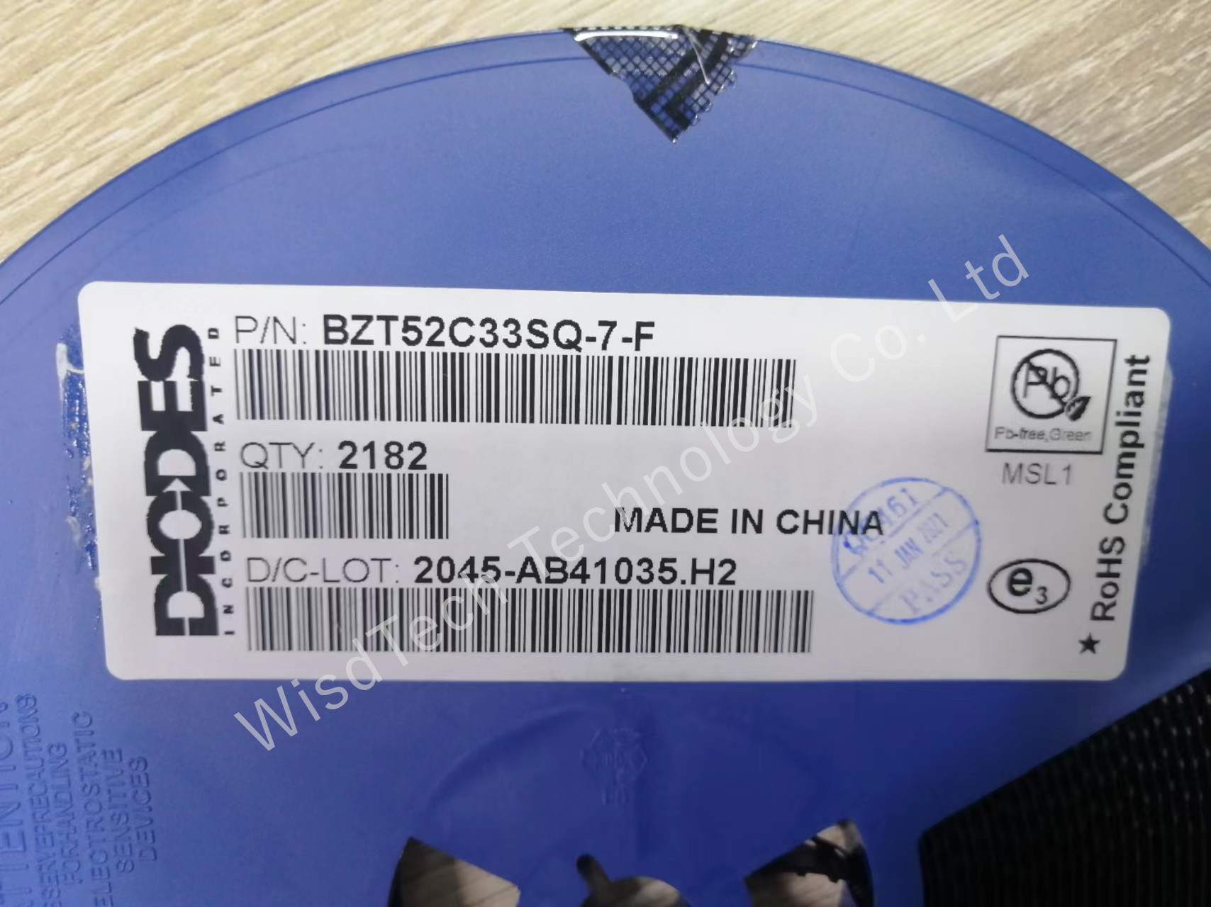 BZT52C33SQ-7-F Zener Diode 33 V 200 mW ±6.06% Surface Mount SOD-323