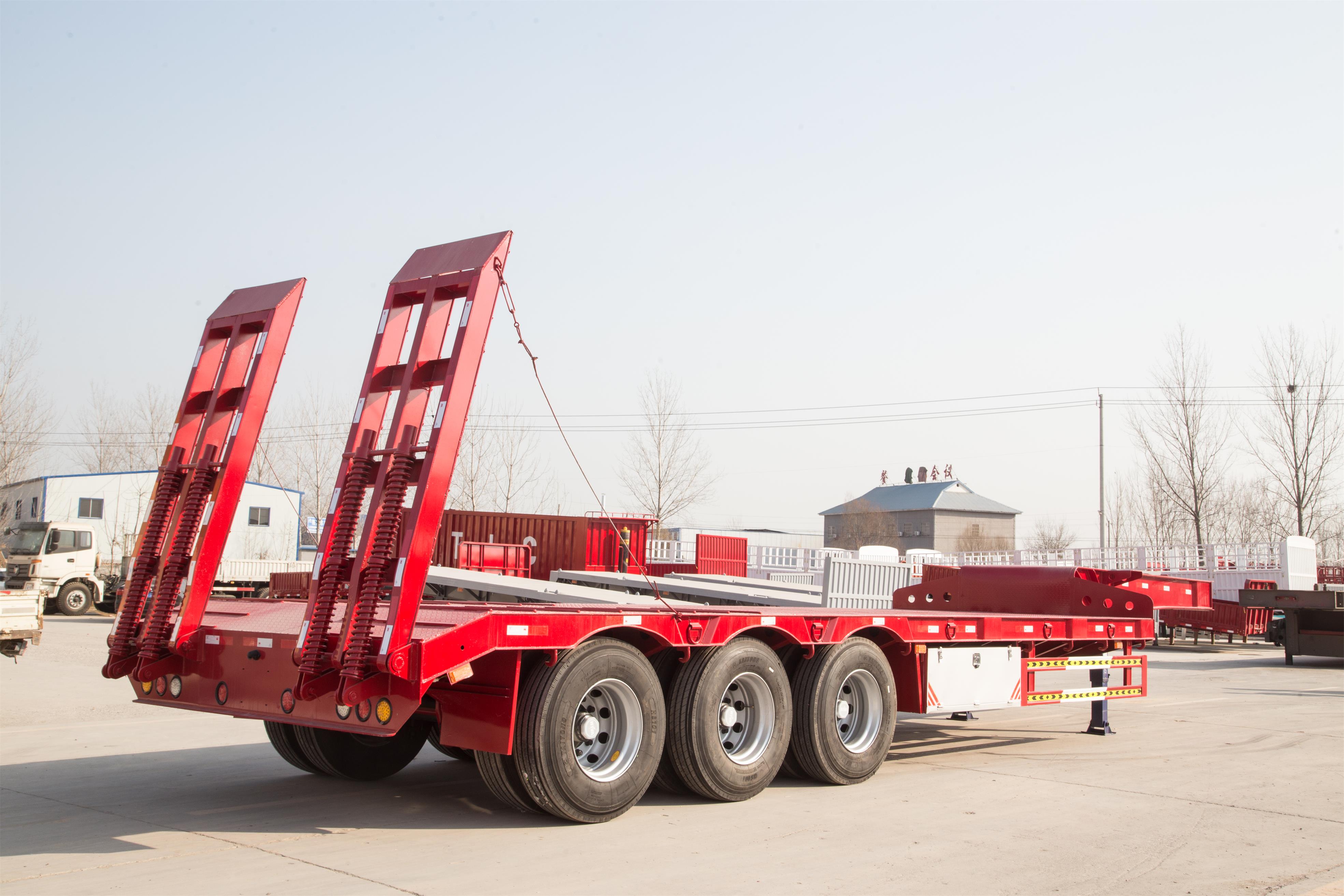 3 Axle 80ton Detachable Gooseneck Lowbed Semi Trailer Heavy Duty Lowboy Trailer For Ghana