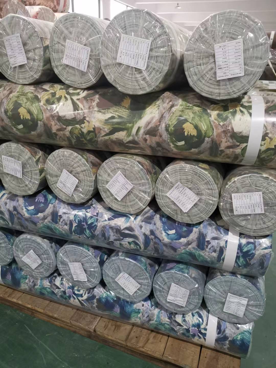 Anti Pill Digital Print Velvet Fabric Elegant For Sofa Fabric Indonesia