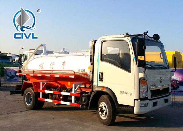 New Vacuum Sewer Cleaning Sewage Suction Truck SINOTRUK 4x2 10 - 12m3 Color