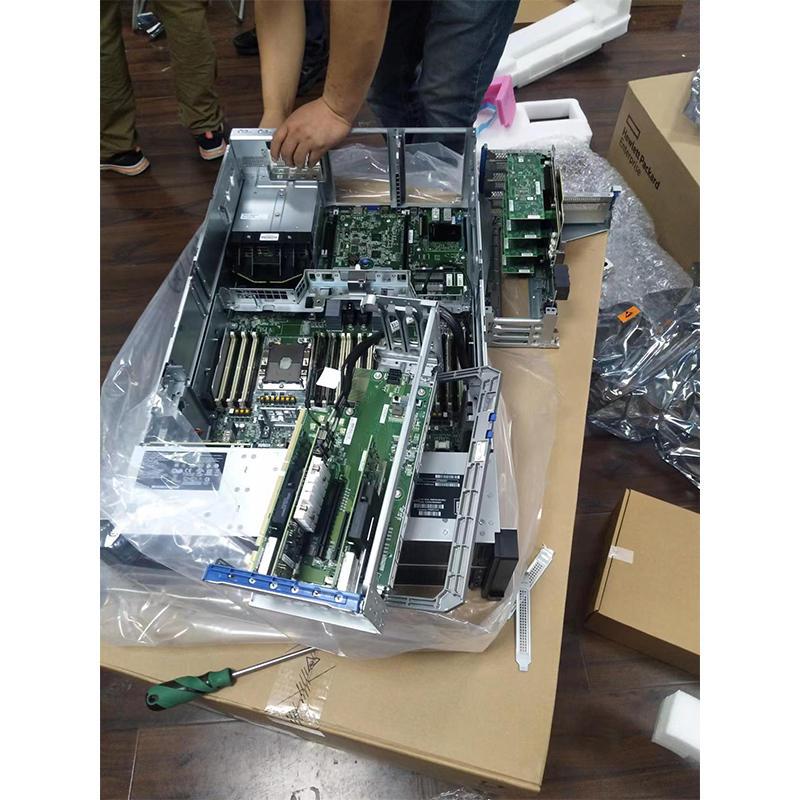 Dl580 Gen10 48 Sff 12 Hot Plug Fans Hpe Ilo 5 Asic 4U Rack Server Hpe Proliant Dl580