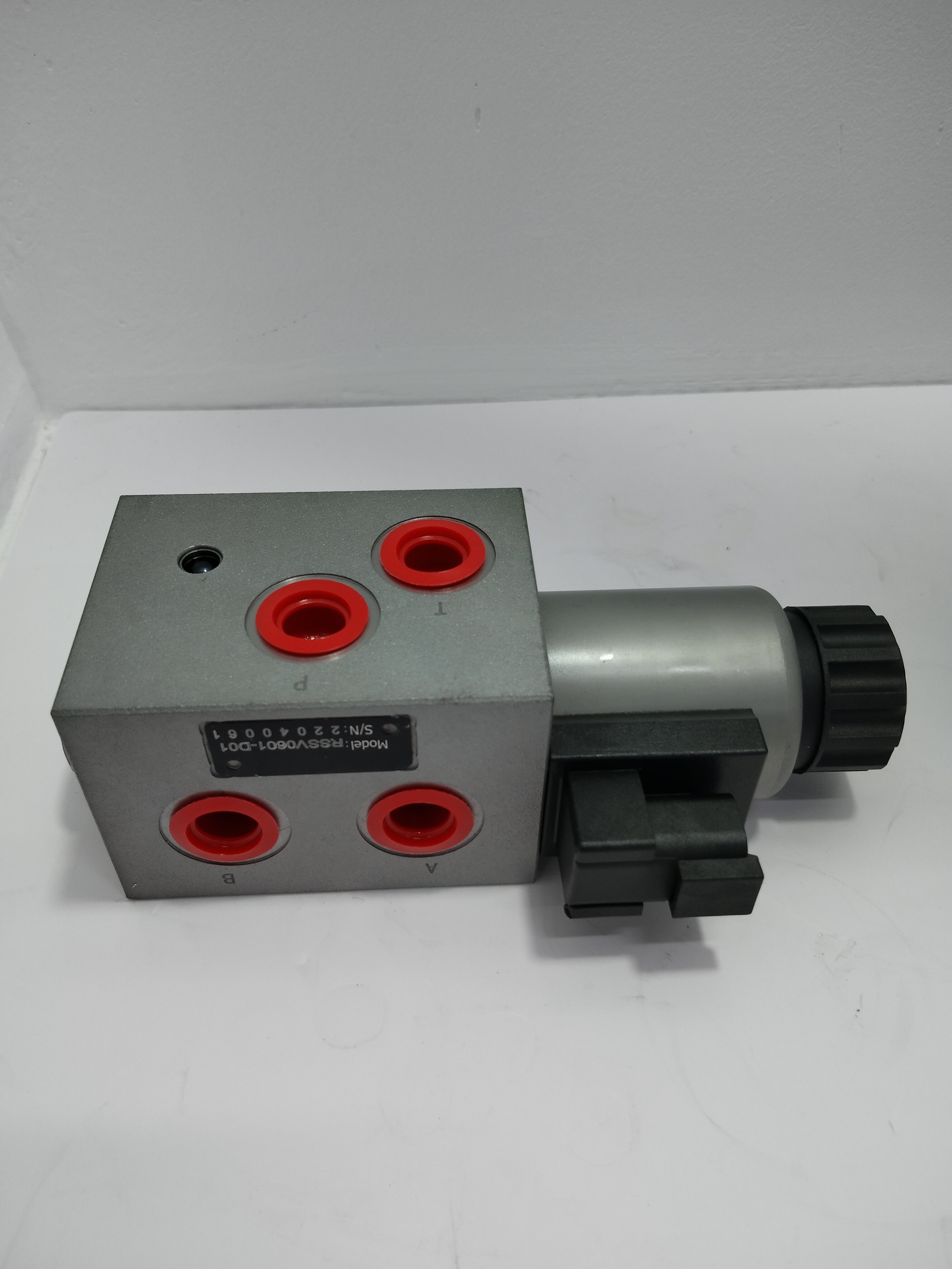 KSV12-24T-0-N 2 way 2 position Forklift Solenoid Valve 27V 12V Electric Hydrualic Valve