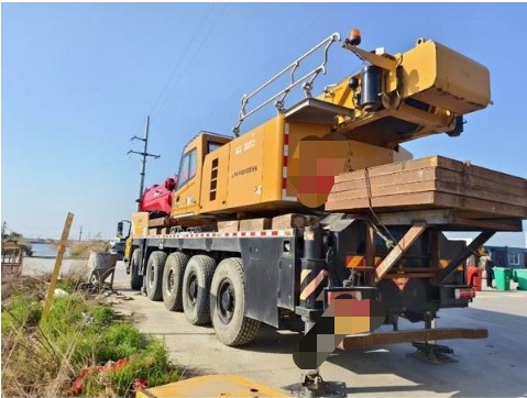 2021 Year Production Weichai Engine 130ton Lifting Capacity Hoist Crane Truck Crane Stc1300t2 for Usage