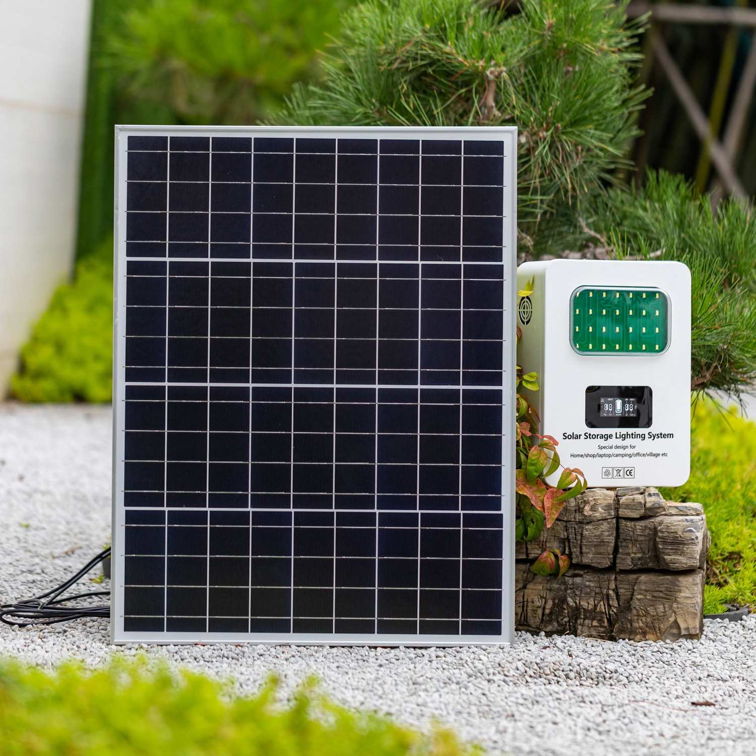 High-Efficiency Portable Solar Generating Systems White 16V 25AH Battery