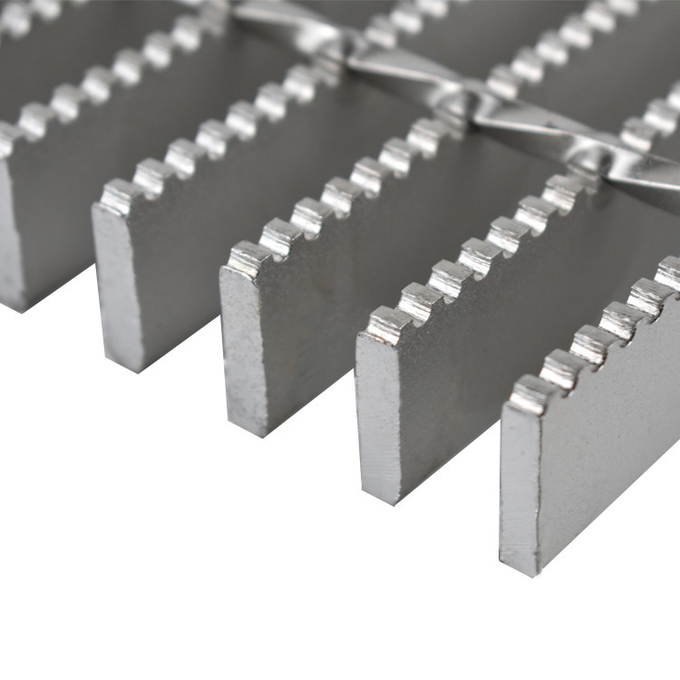 Hot Dip Galvainzed Serrated Or Flat Anti-Skid Press Welded Steel Bar Grating For Flooring Deck