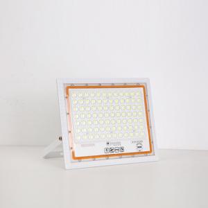 Intelligent Solar Flood Light 200W Solar LED FloodLight Energy Saving