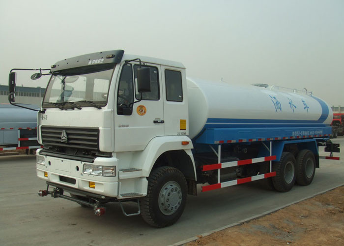 White Red Internal Landscaping Water Tank Truck 6x6 Water Truck
