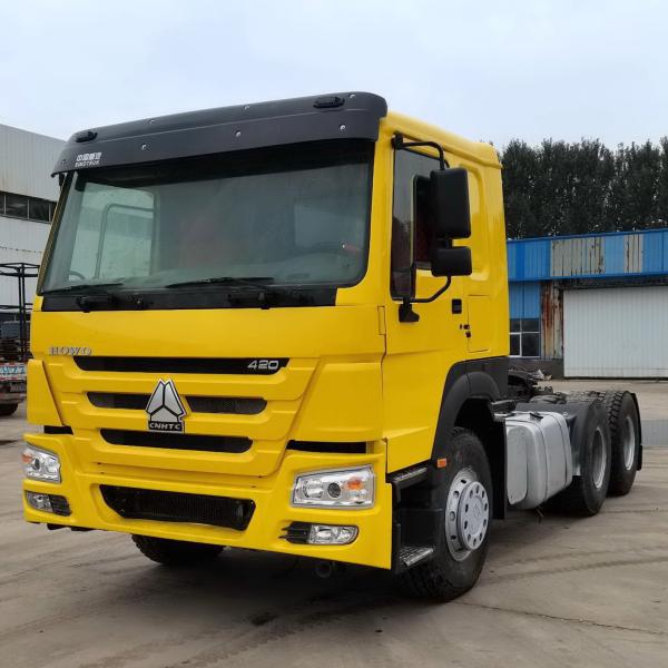 Cheap Used Howo Tractor Head 420HP Second Hand Sinotruck Tractor Head Truck