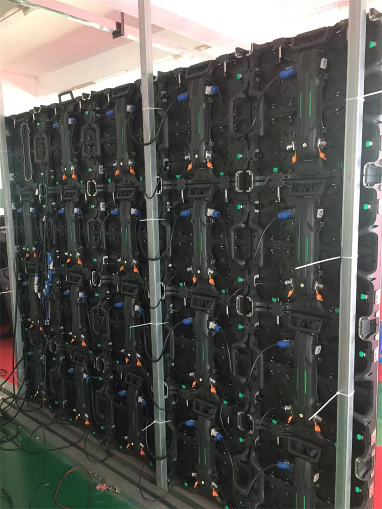 250*250mm Full Color SMD Led Display Screen Rental P2.9 P3.91 P4