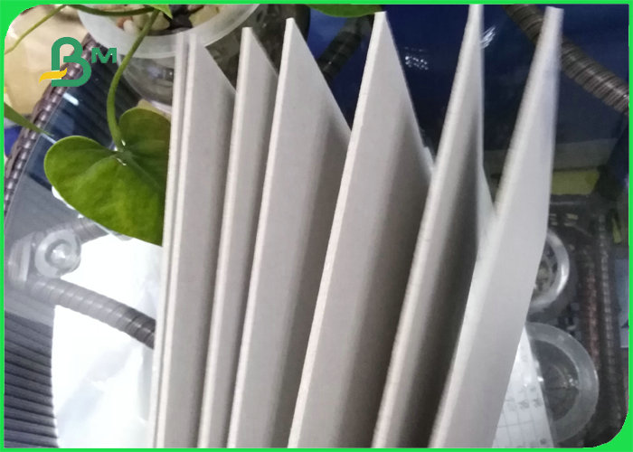  Uncoated Grade AA 2mm 2.5mm Thick Grey Chipboard 700 * 1000mm For Hardcover