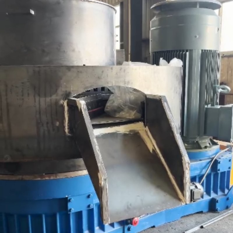 Energy Biomass Briquetting Machine Producing 3800-4800Kcal/kg Briquettes From Various Raw Materials