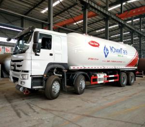  Mobile Howo Propane Tank Truck / LPG Delivery Truck 8x4 36000 Liters ZZ1317N4667W Manufactures