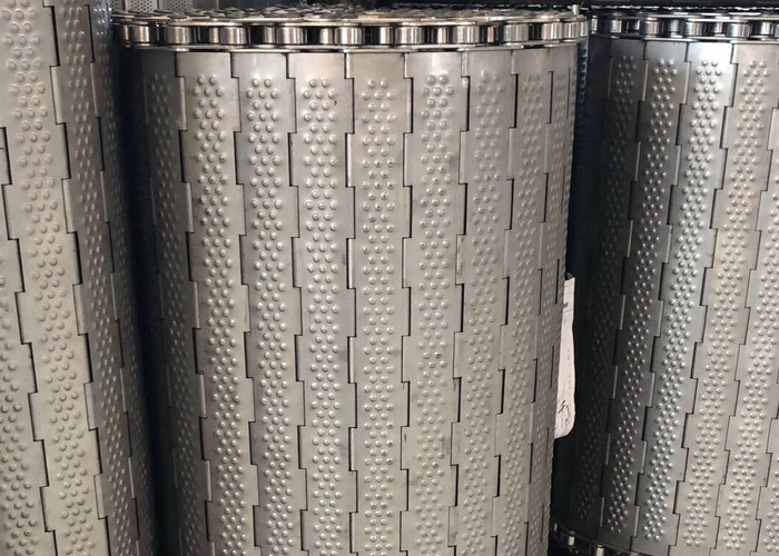 Flat Surface Plate Link Conveyor Belt For Automobile Parts Industries