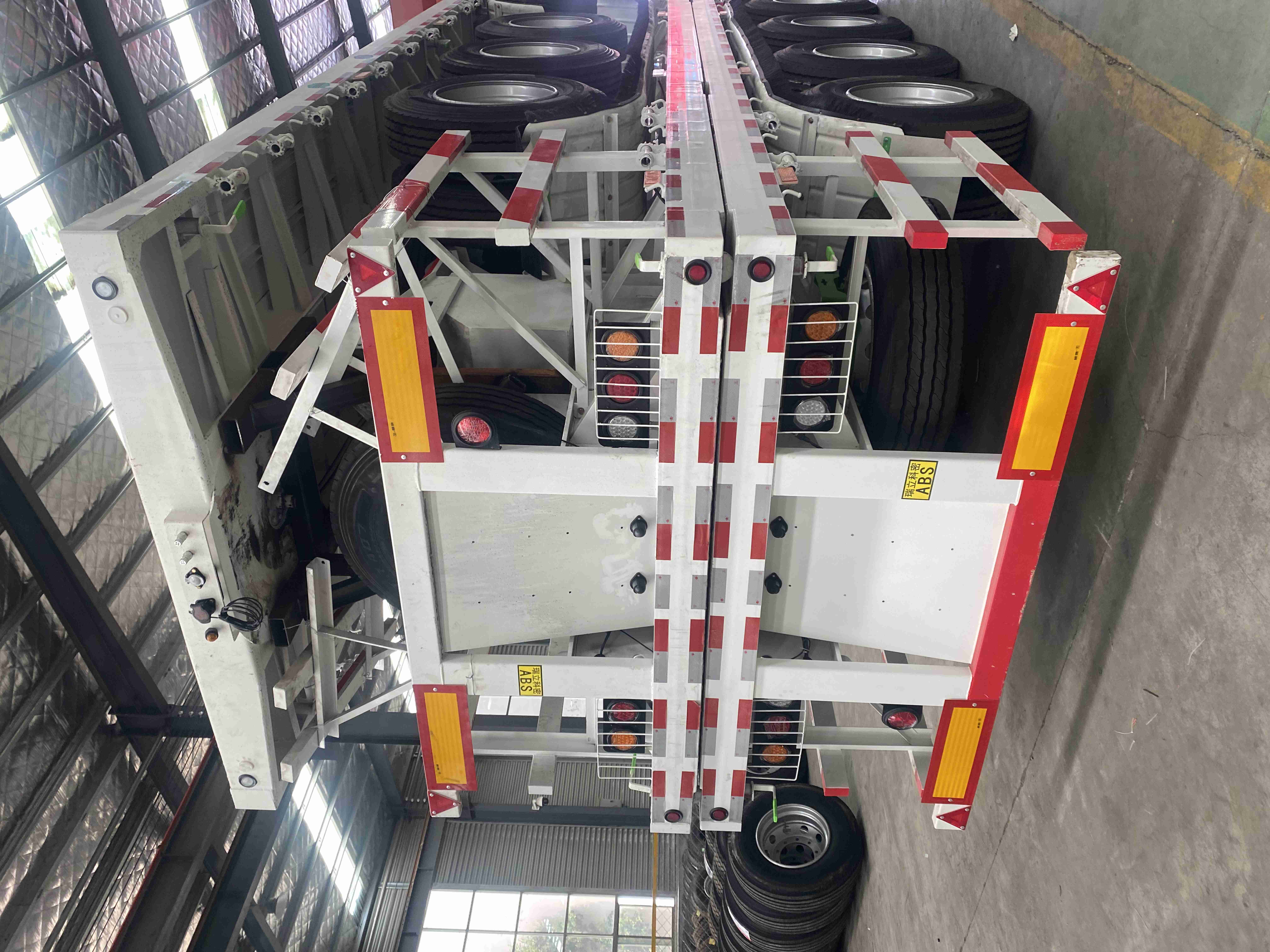 CIMC High Strength Electrophoretic Paint Latest Optimization Design Of Flat Semi-trailer