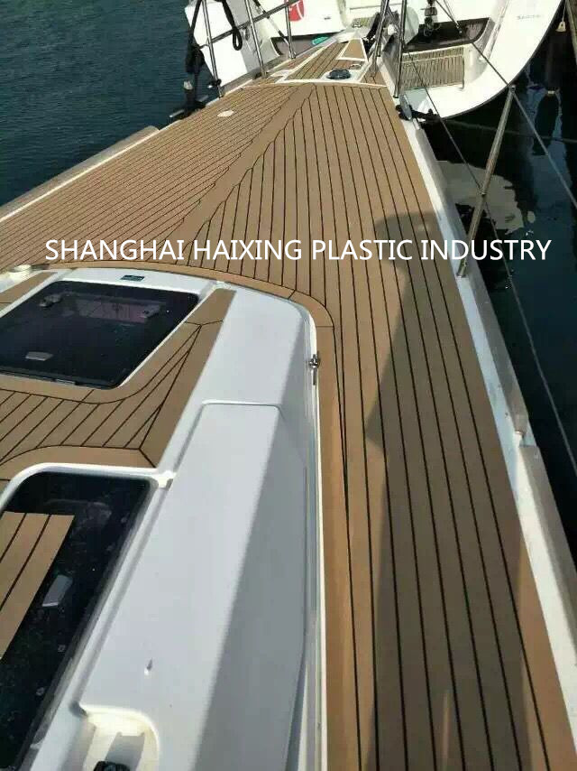 Outdoor 50mm Width Flexible PVC Yacht Flooring with Customizable Options