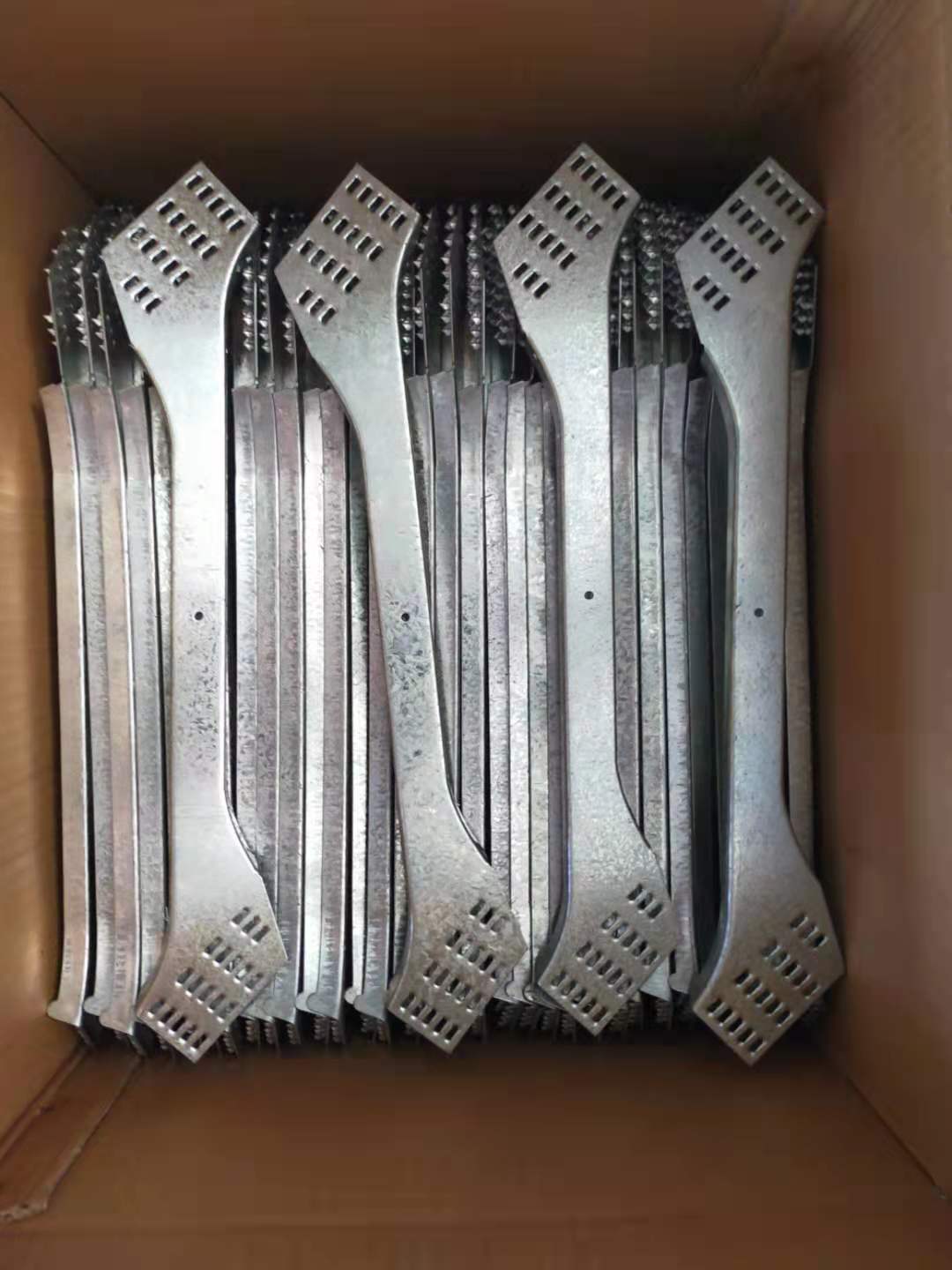Outdoor Construction Silver Wooden Roof Sheet Metal Building Materials with Web Joists
