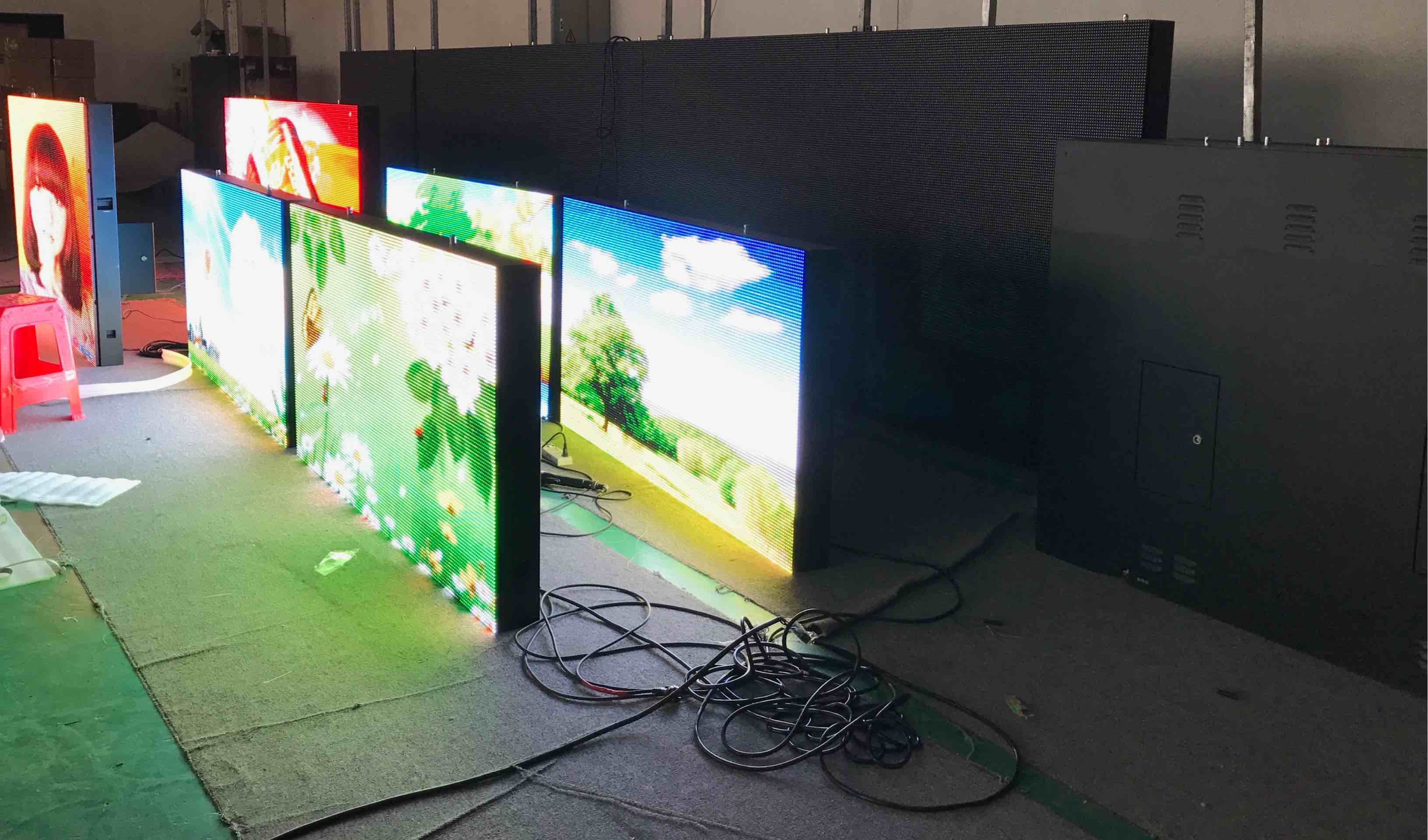 Front Service Outdoor Full Color LED Advertising Sign for Shop ( 1*1ft LED Moulde )