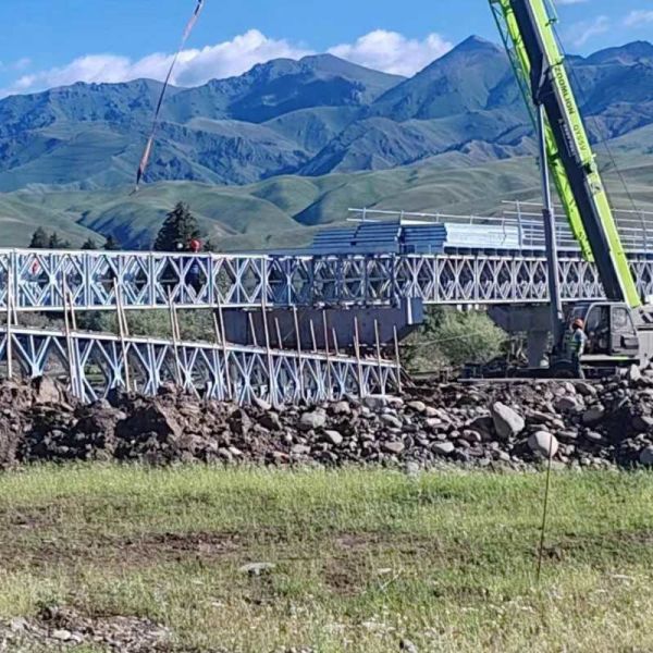 Galvanized Steel Frame Bridge With High Strength / Customized Steel Structure