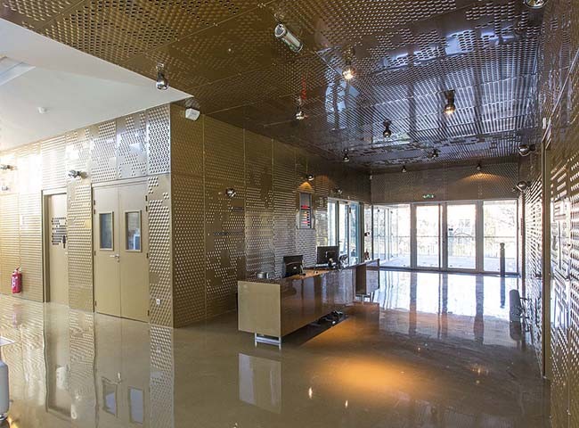 1.5mm Thickness Aluminum Perforated Metal Ceiling Monolithic Appearance For Retrofits