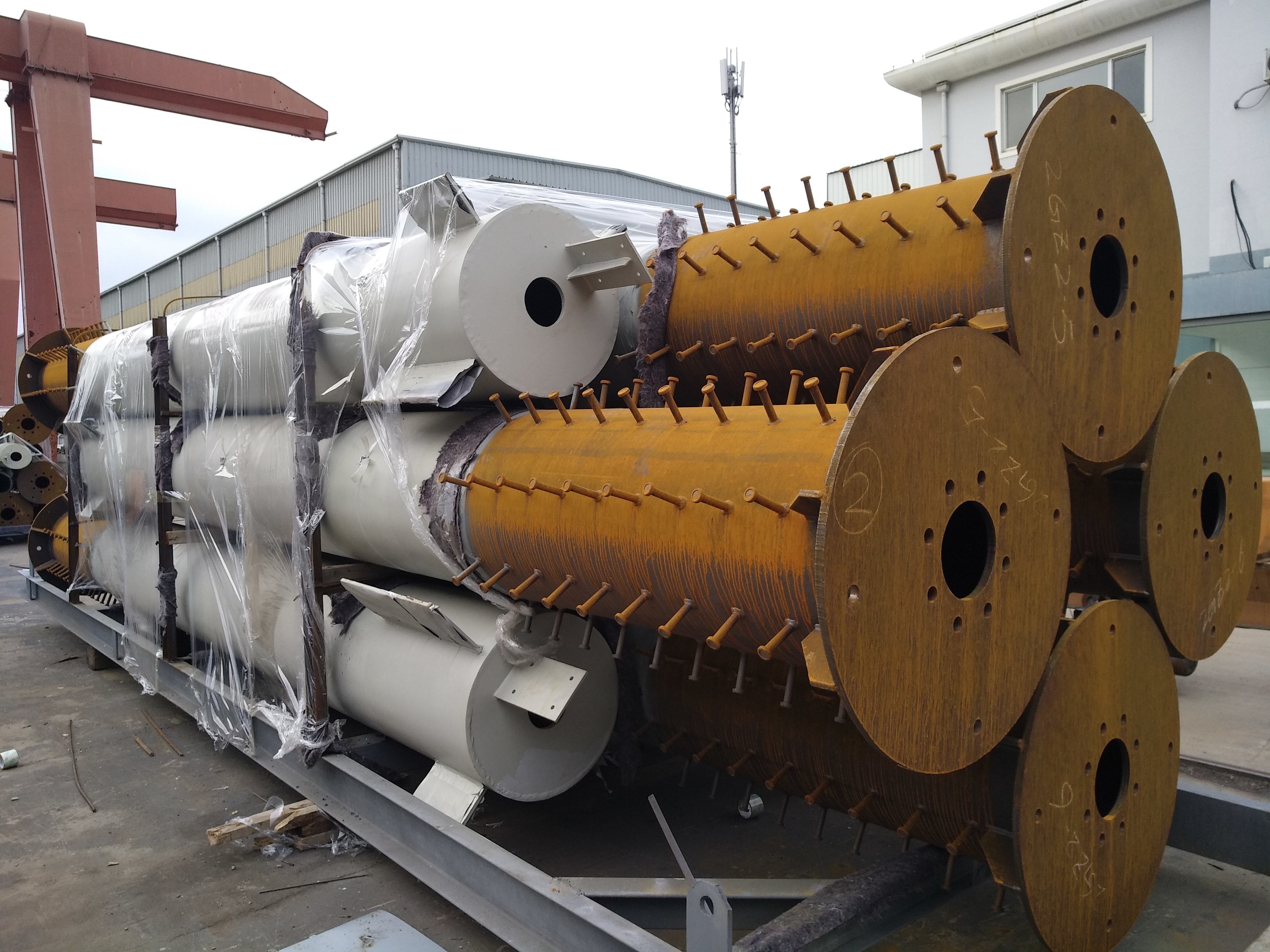 Q355B Q235B Grade Steelwork Fabrication Services Well Welded Customized